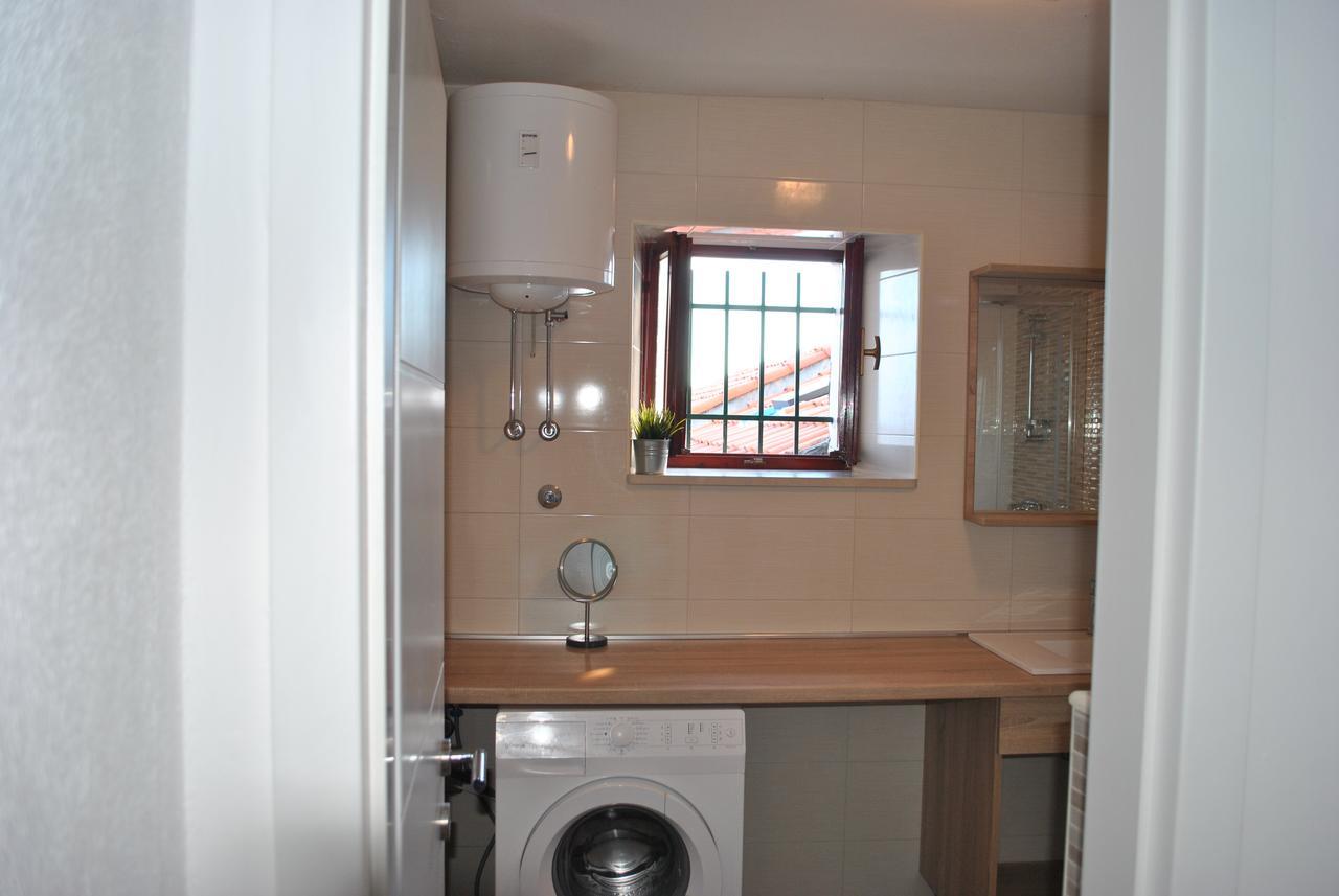 Apartment On The Square Макарска Екстериор снимка