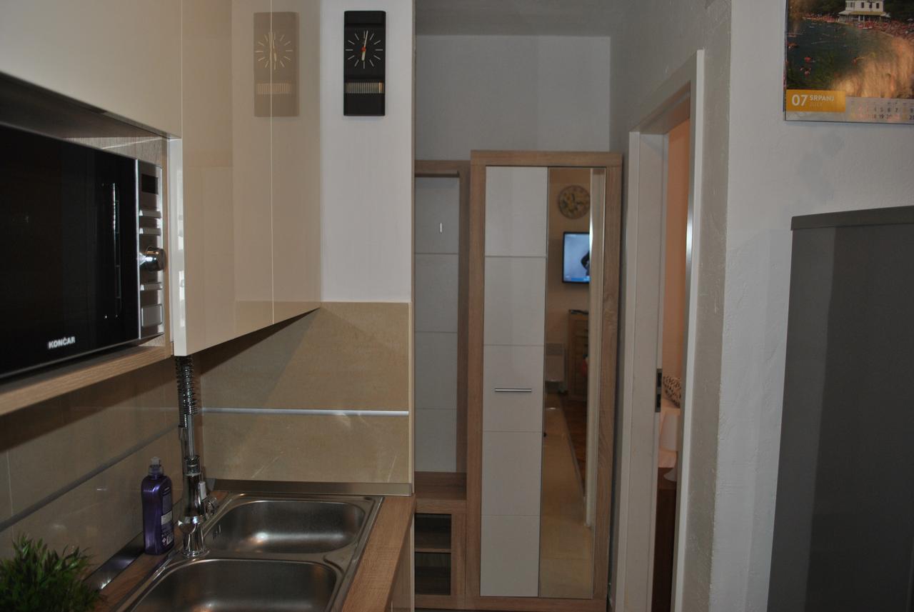 Apartment On The Square Макарска Екстериор снимка