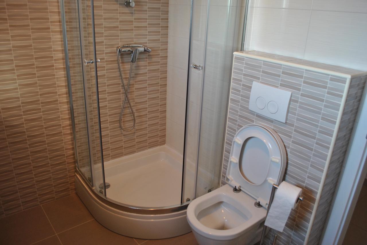 Apartment On The Square Макарска Екстериор снимка