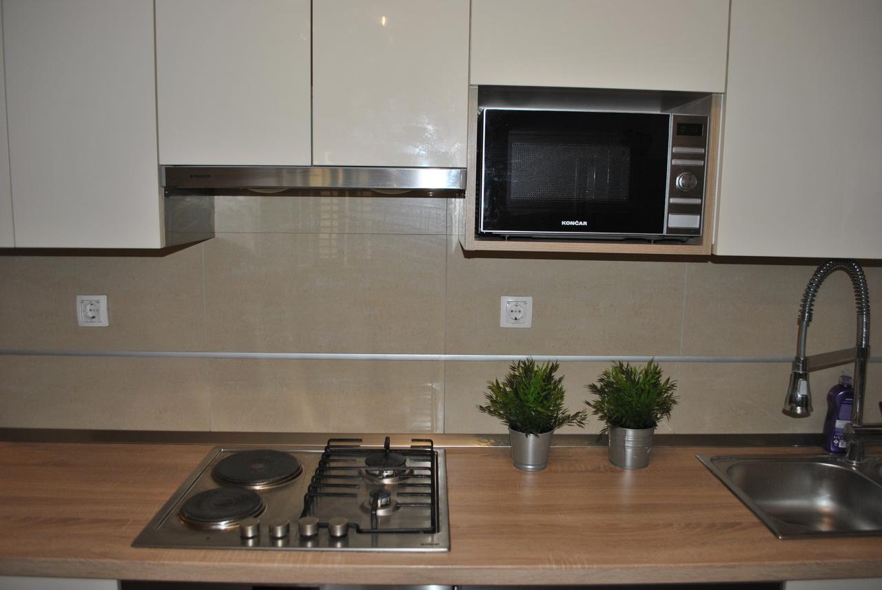 Apartment On The Square Макарска Екстериор снимка